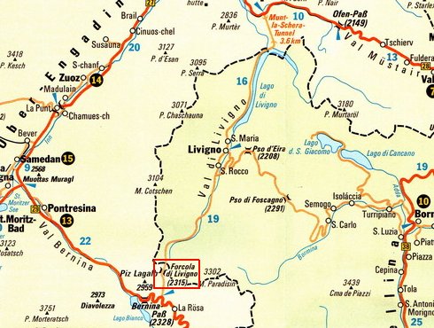 Berge und Pässe der Alpen